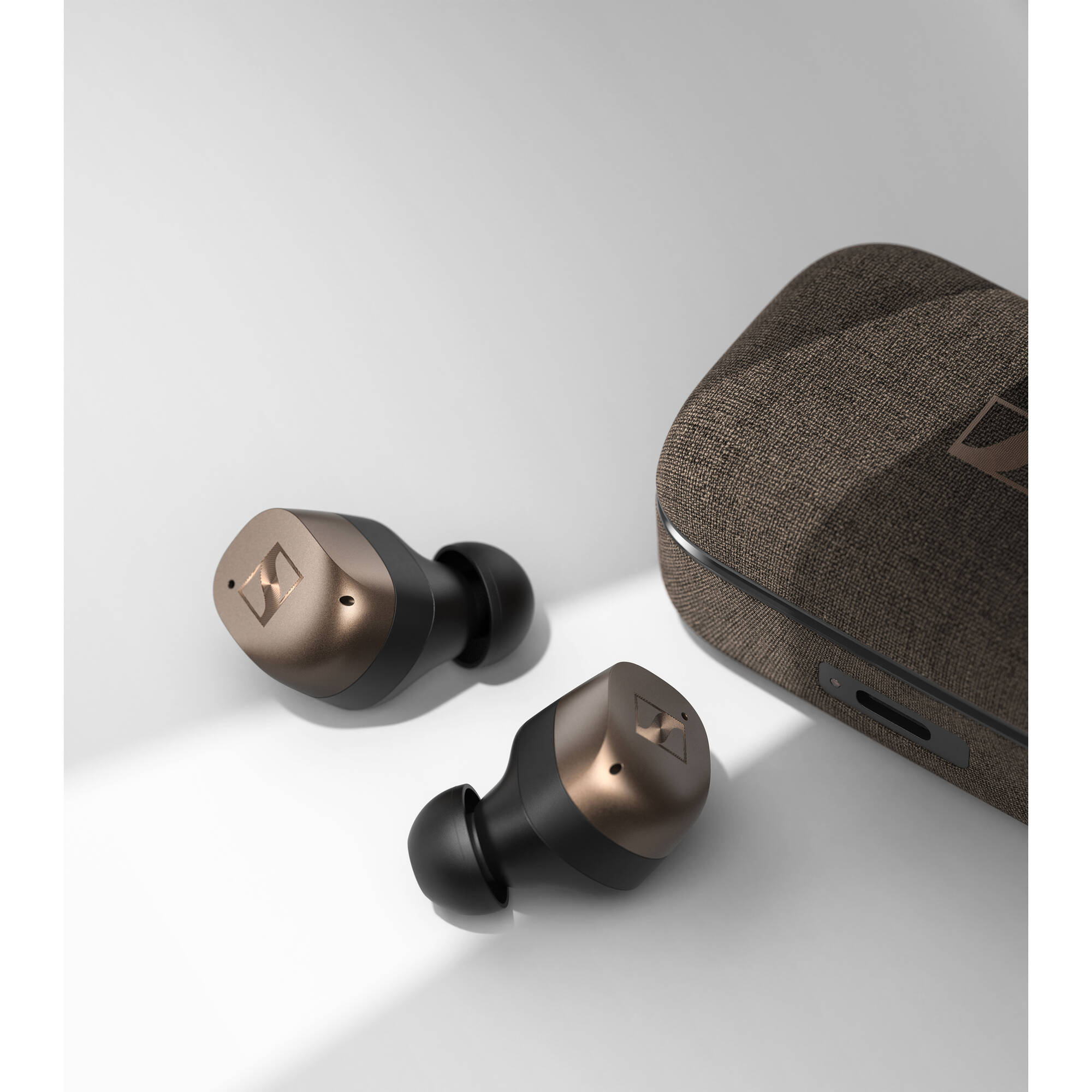 Sennheiser Momentum True Wireless 4 (Sort Kobber)