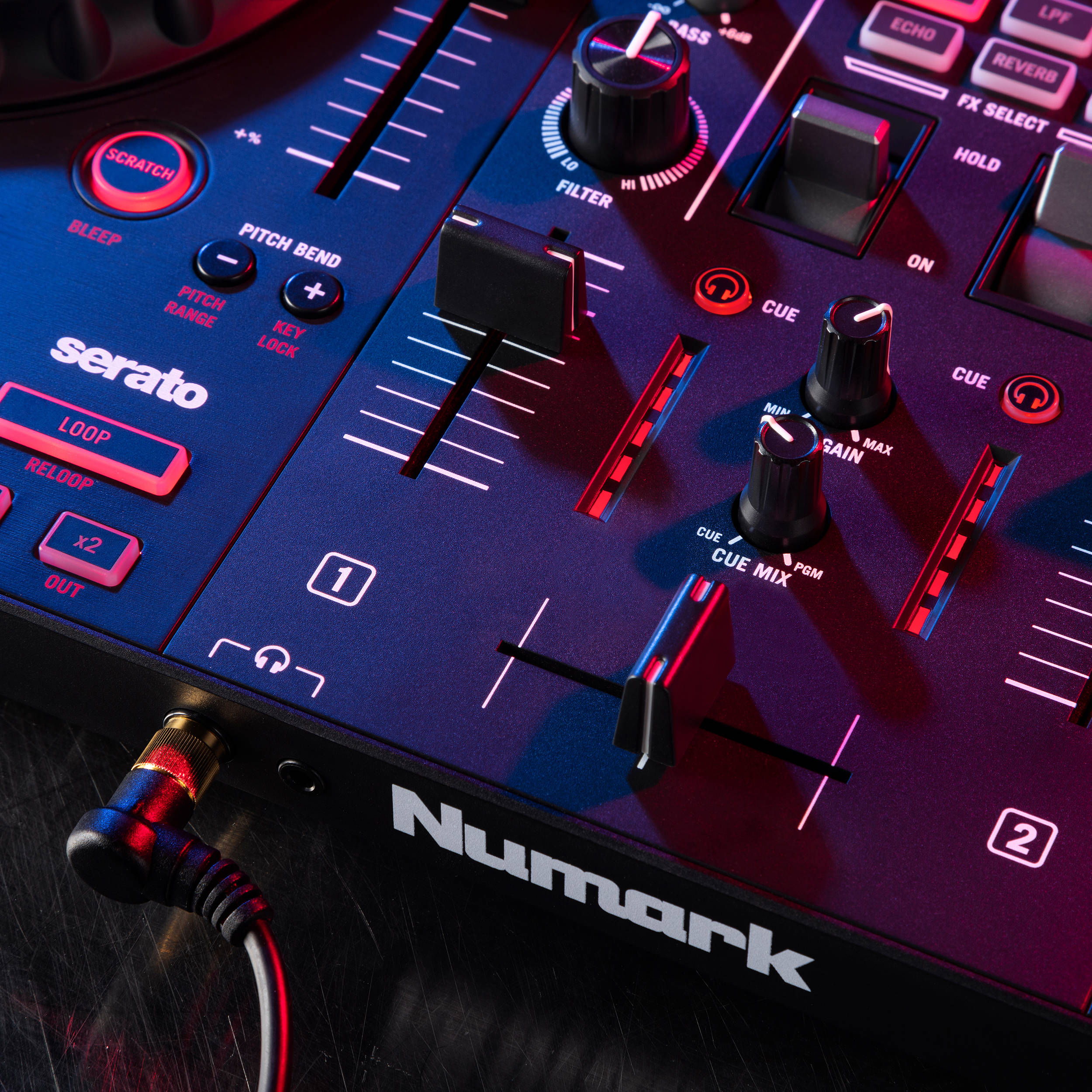Numark Mixtrack Pro FX