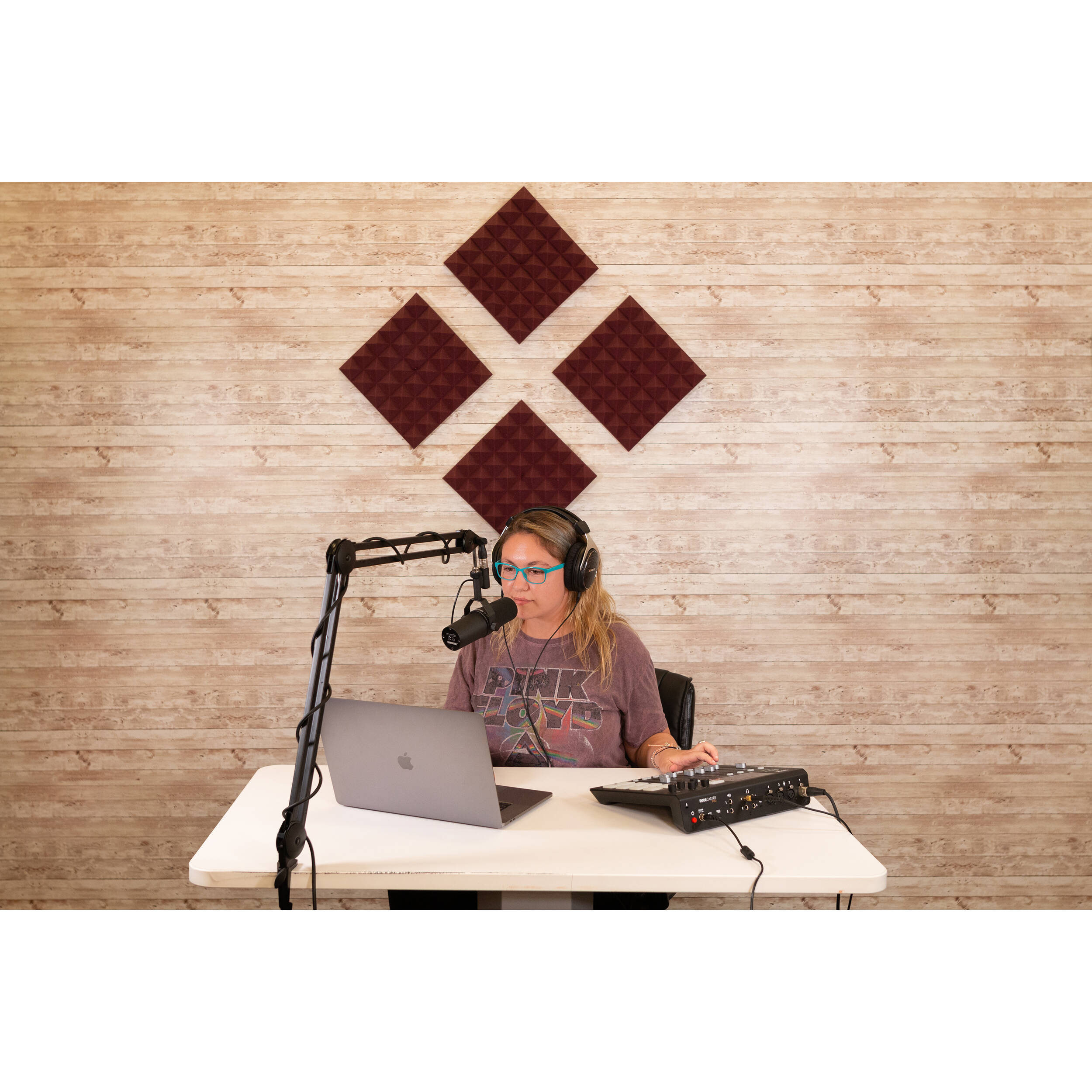 Gator akustisk pyramidepanel 12x12" (bordeaux, 4 stk.)