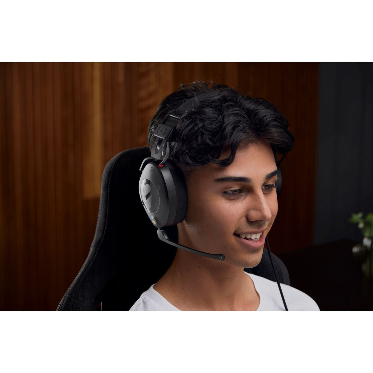 Røde NTH-100M 
