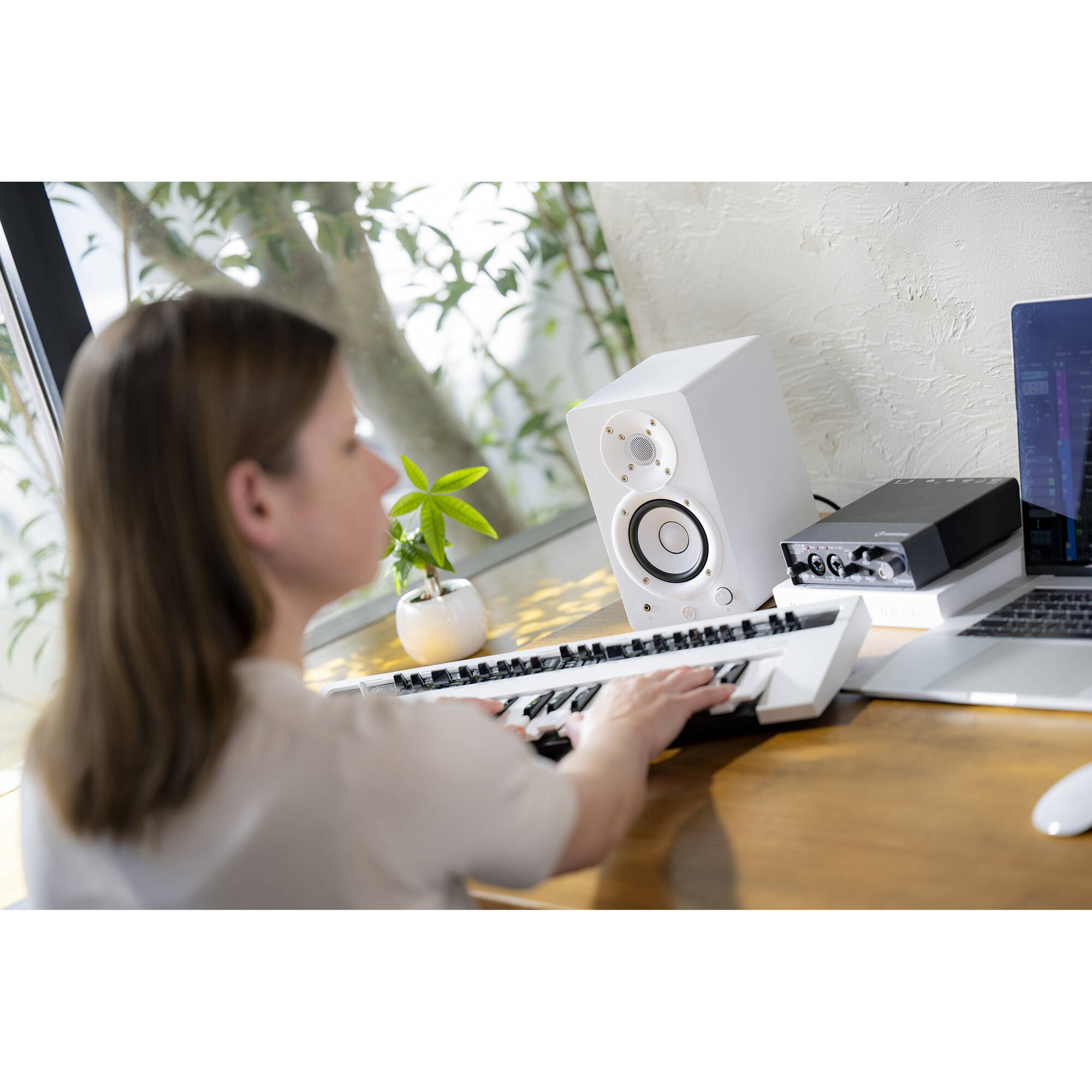 Yamaha HS3 (Par, Hvid)