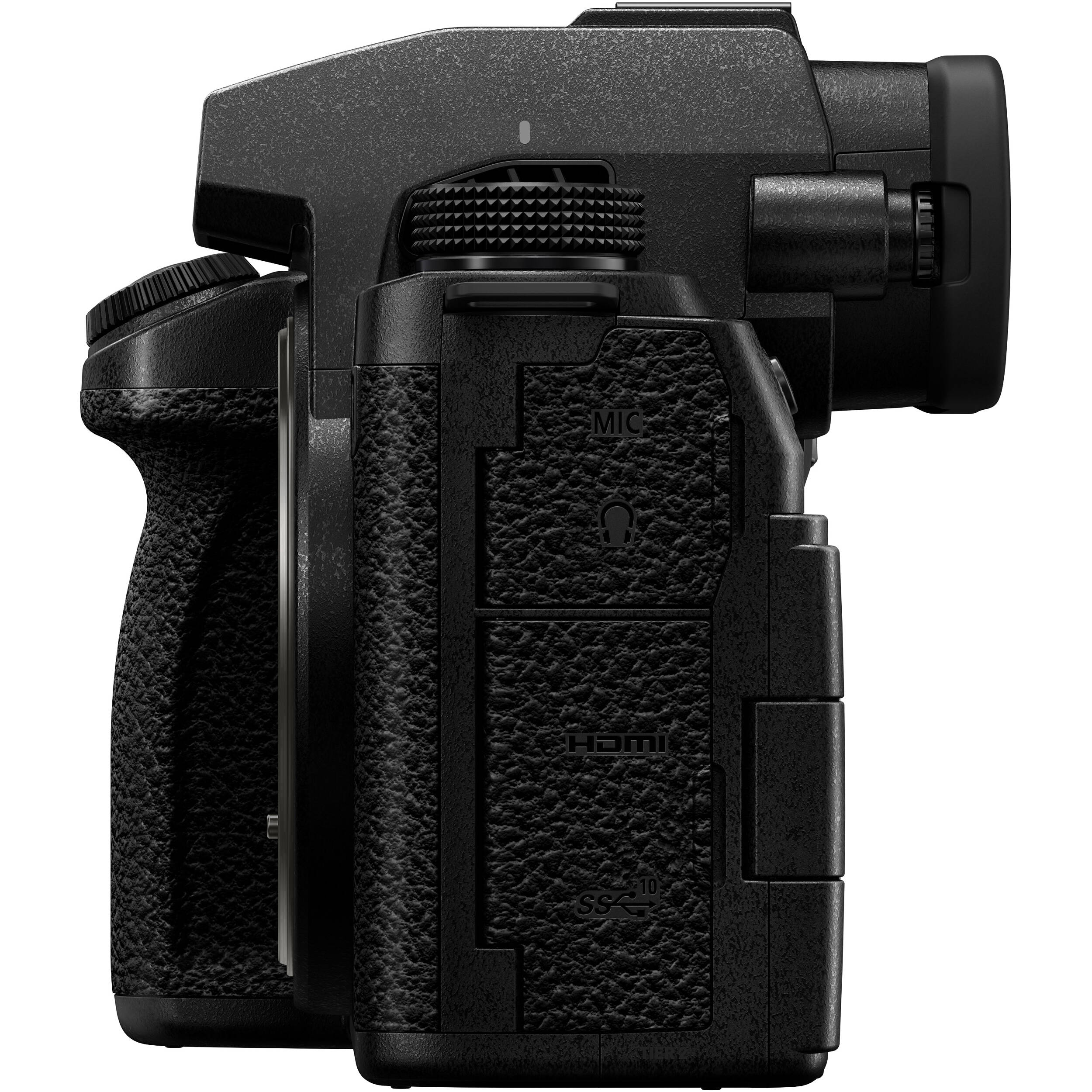 Panasonic Lumix S5 IIX + 20-60mm Lens