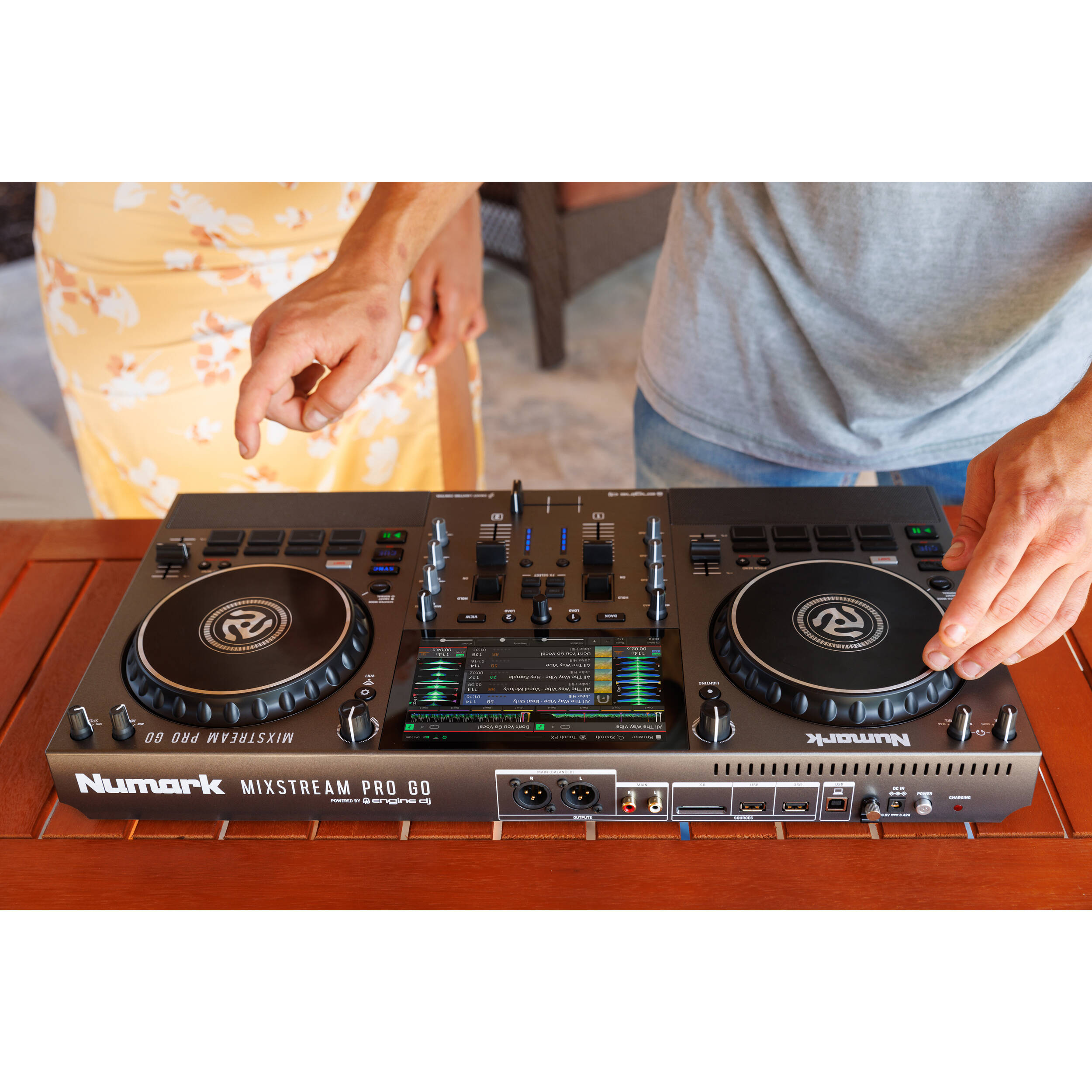 Numark Mixstream Pro Go