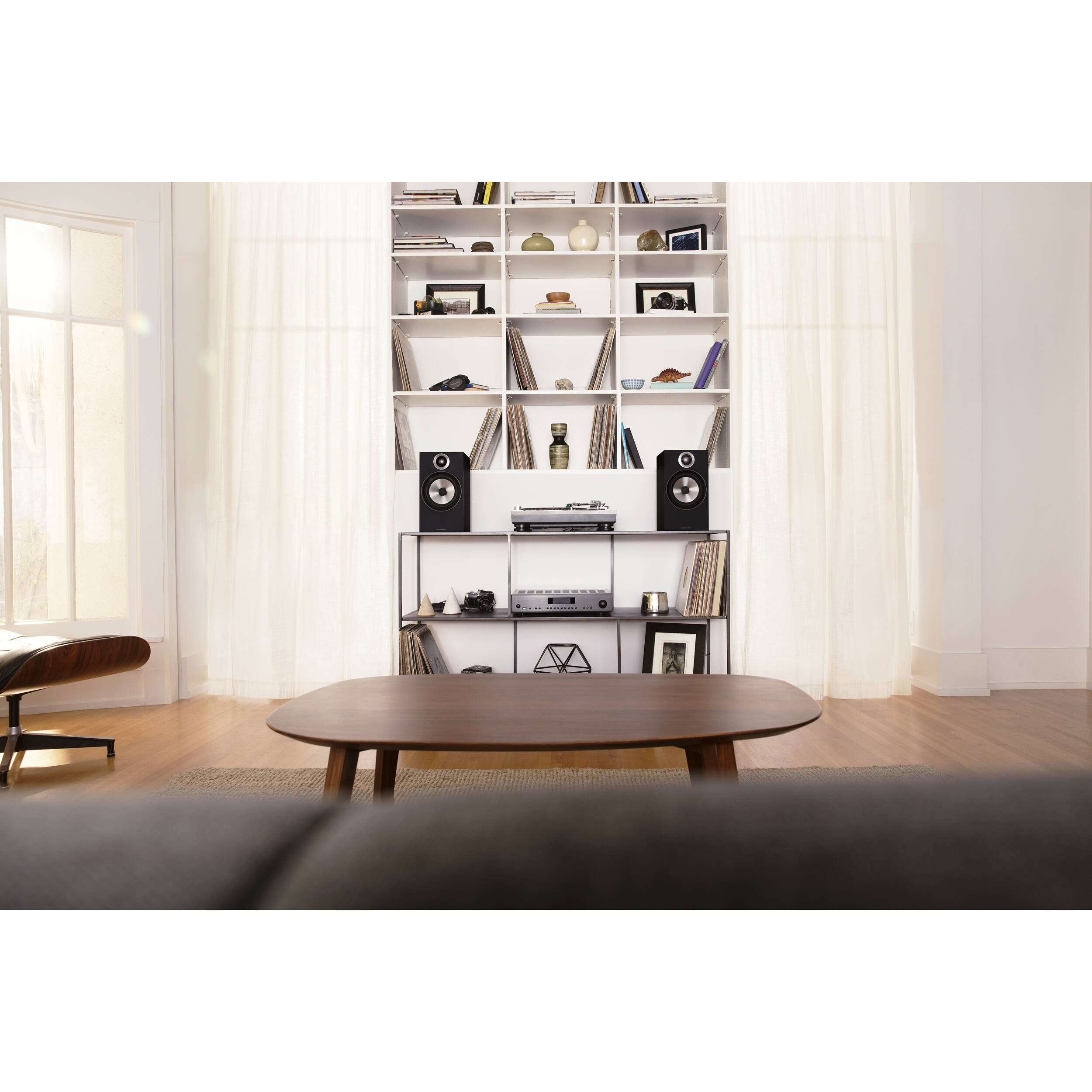 Bowers &amp; Wilkins 606 S3 (Sort)