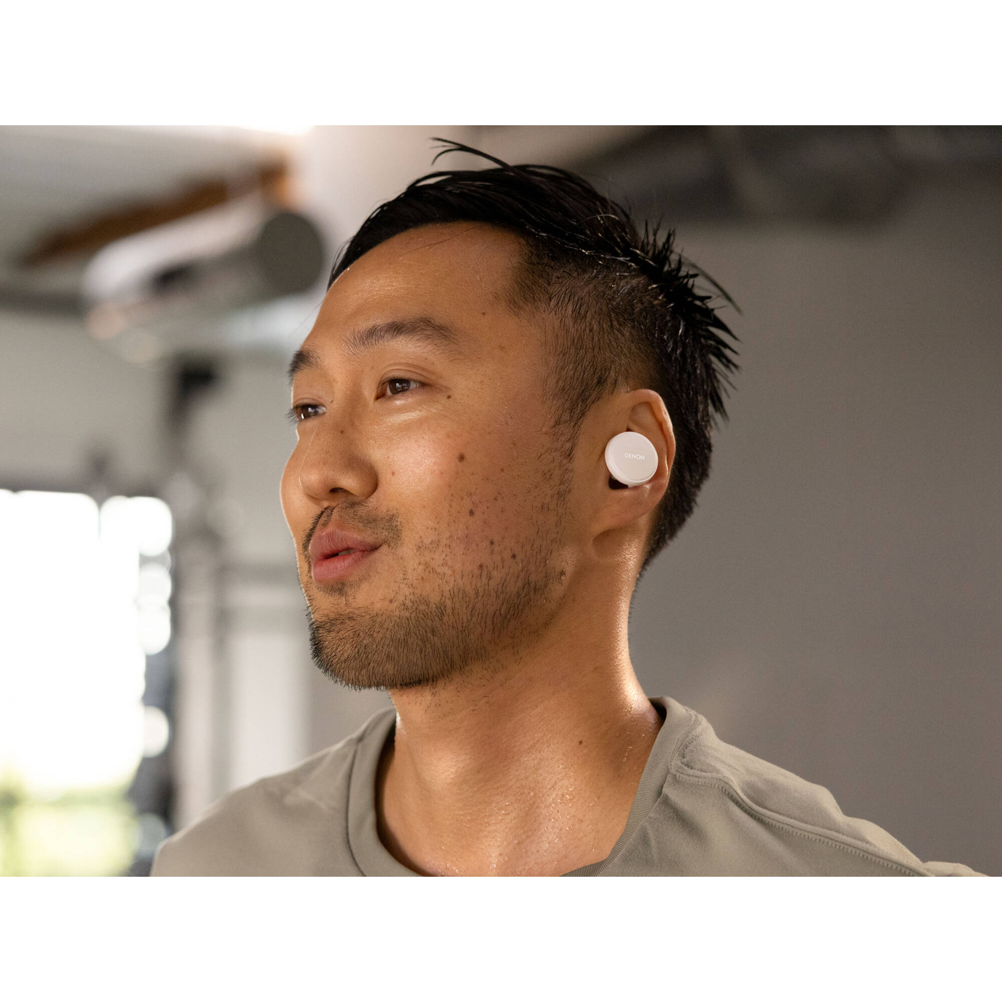 Denon PerL PRO (White)