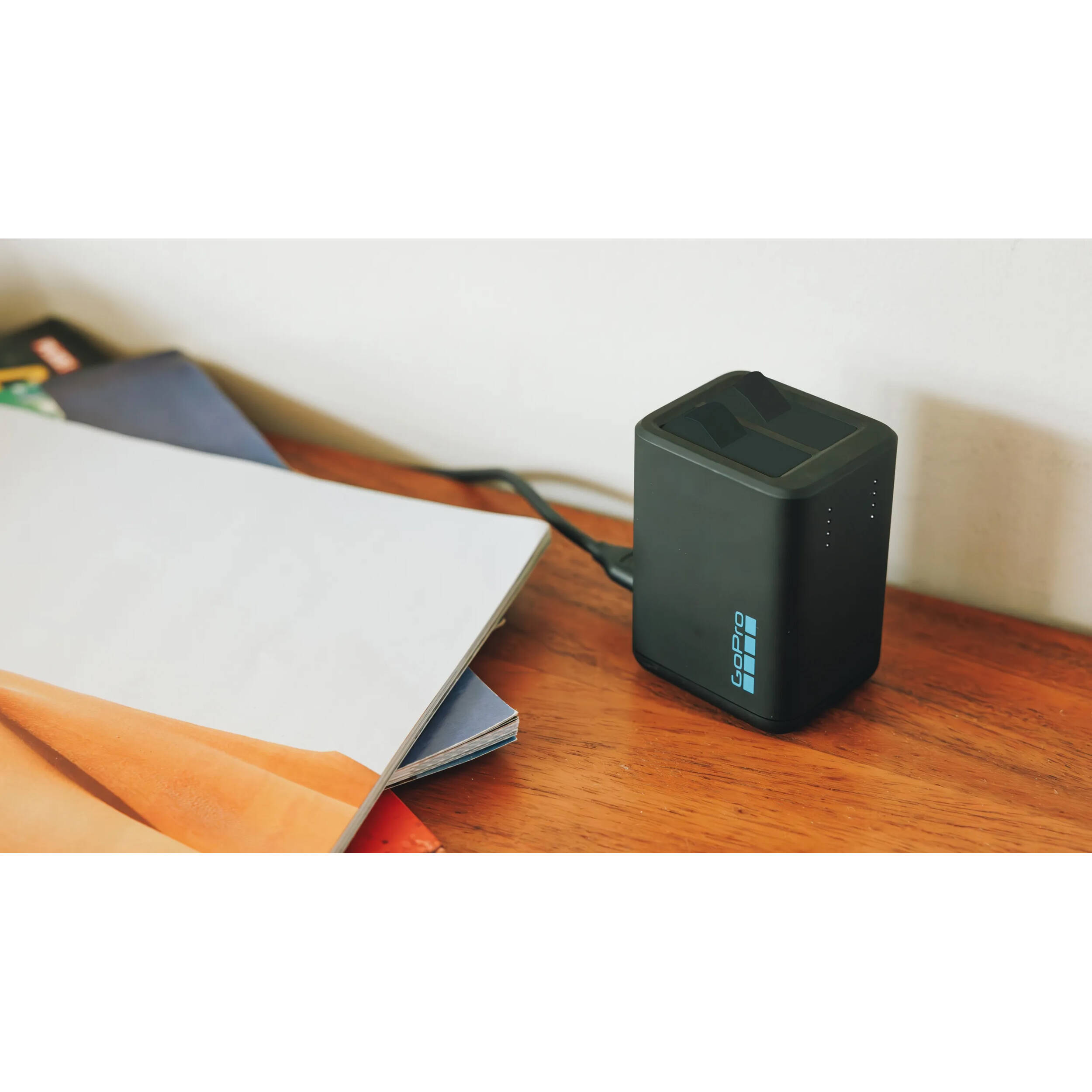 GoPro dobbelt batterioplader (til HERO13 Black, +2 Enduro-batterier inkluderet)