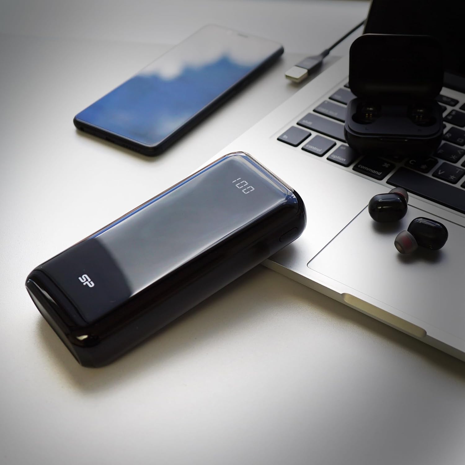 Silicon Power QS28 Power Bank (20000 mAh)