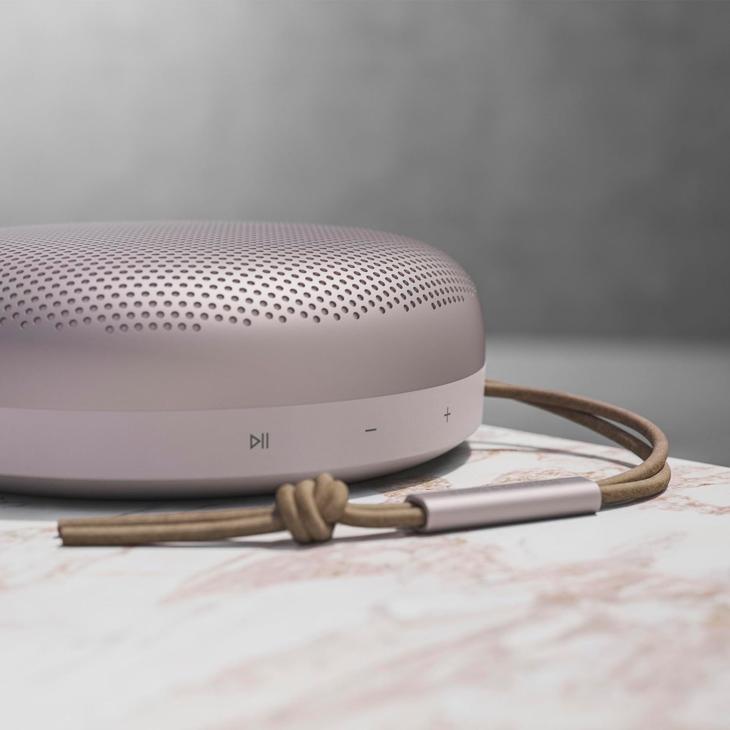 Bang &amp; Olufsen Beosound A1 2nd Gen (Pink)