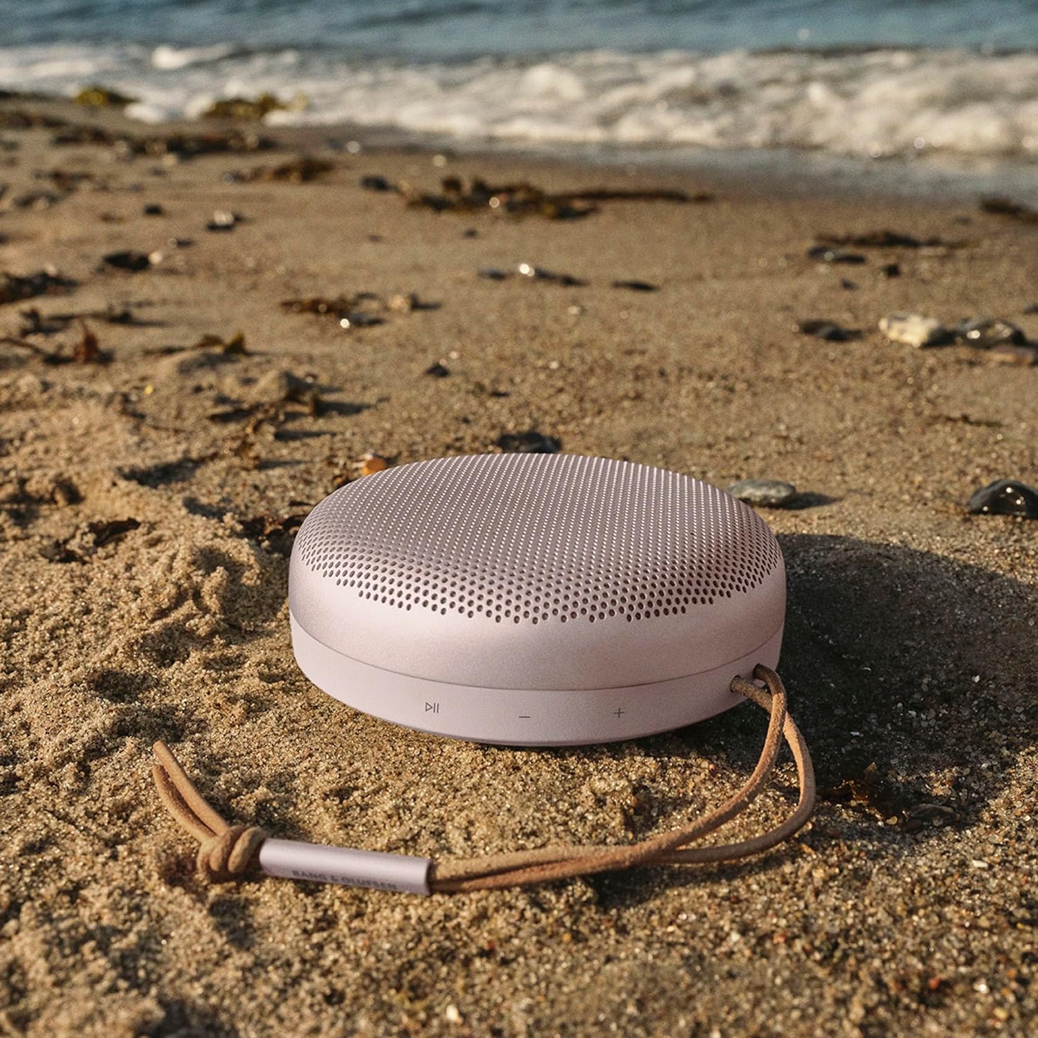 Bang &amp; Olufsen Beosound A1 2nd Gen (Pink)