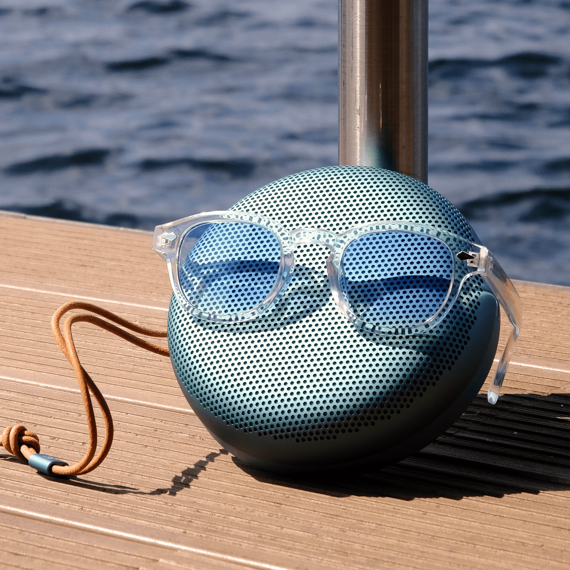 Bang & Olufsen Beosound A1 3rd Gen