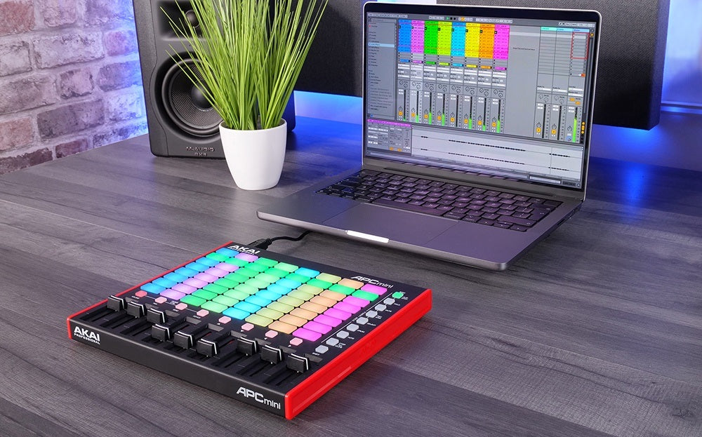 Akai Professional APC Mini MK2