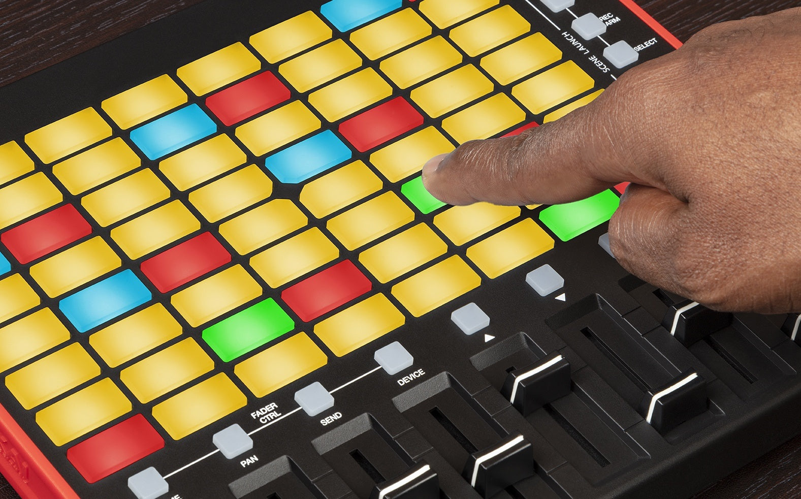 Akai Professional APC Mini MK2