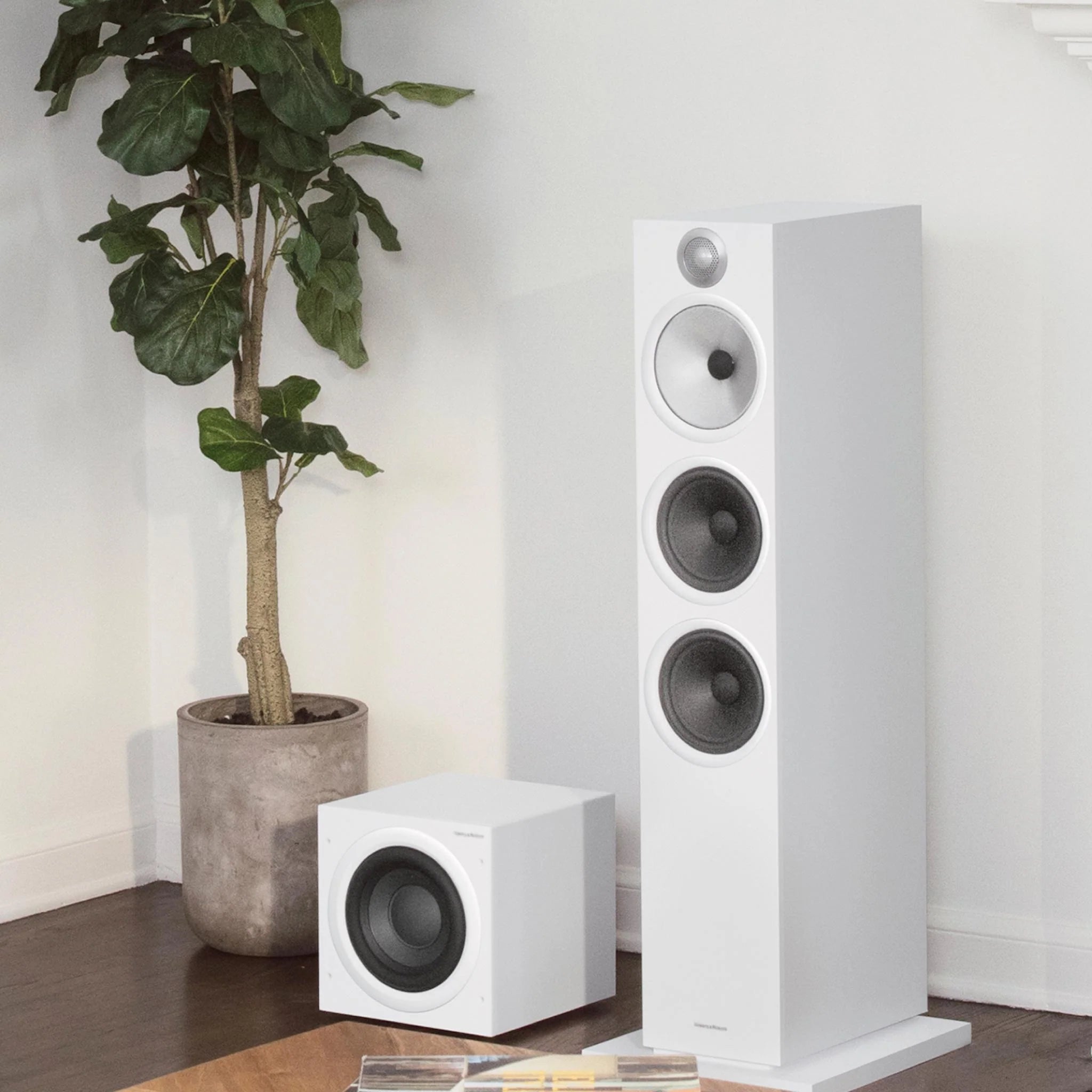 Bowers & Wilkins ASW608 (White)