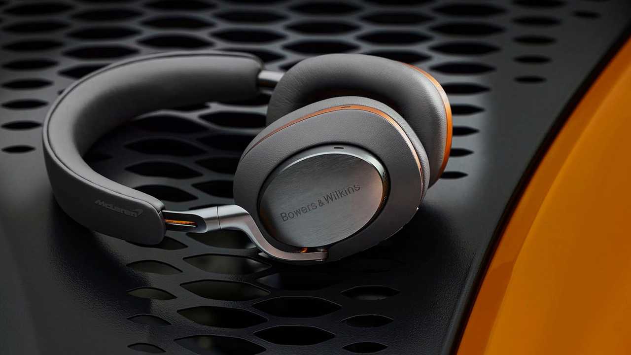 Bowers & Wilkins Px8 McLaren Edition (Galvanic Grey & Papaya Orange)
