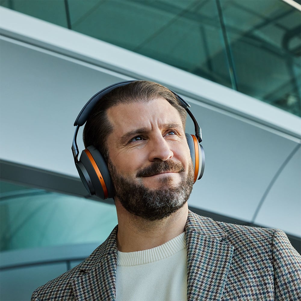 Bowers & Wilkins Px8 McLaren Edition (Galvanic Grey & Papaya Orange)