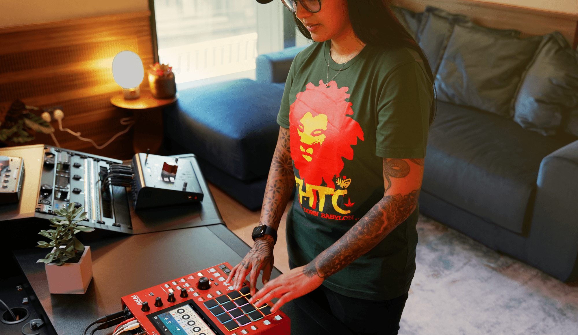 Akai Professional MPC One+ (Red)