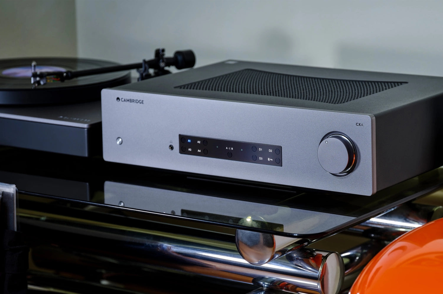 Cambridge Audio CXA81 MK2