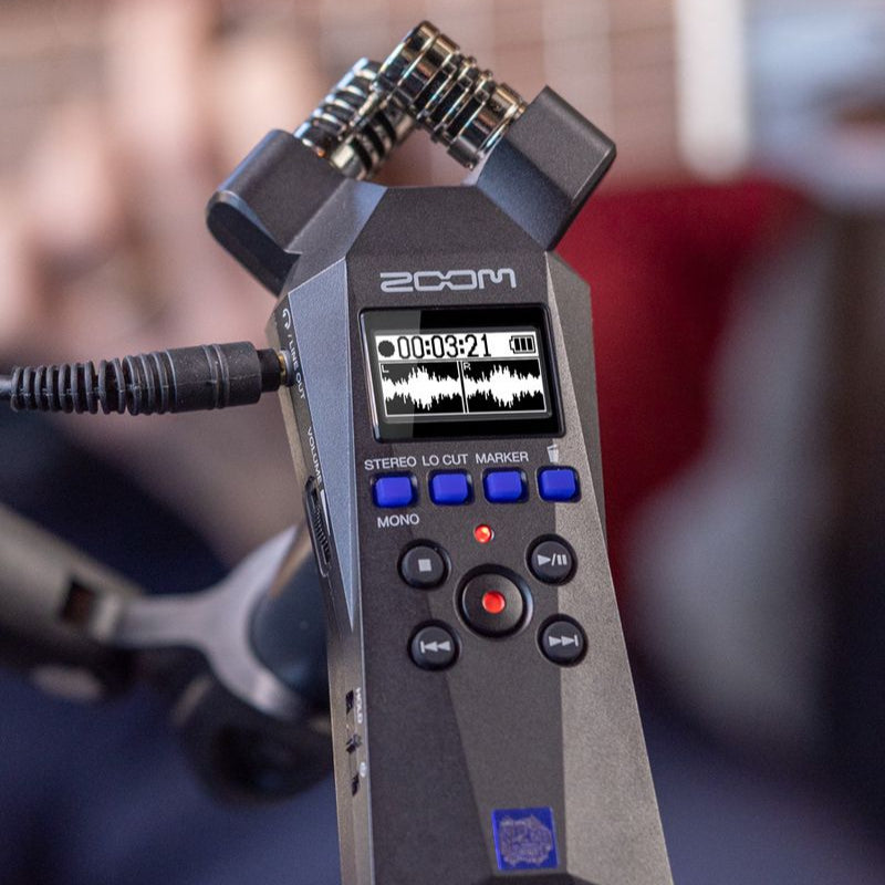 Zoom H1essential