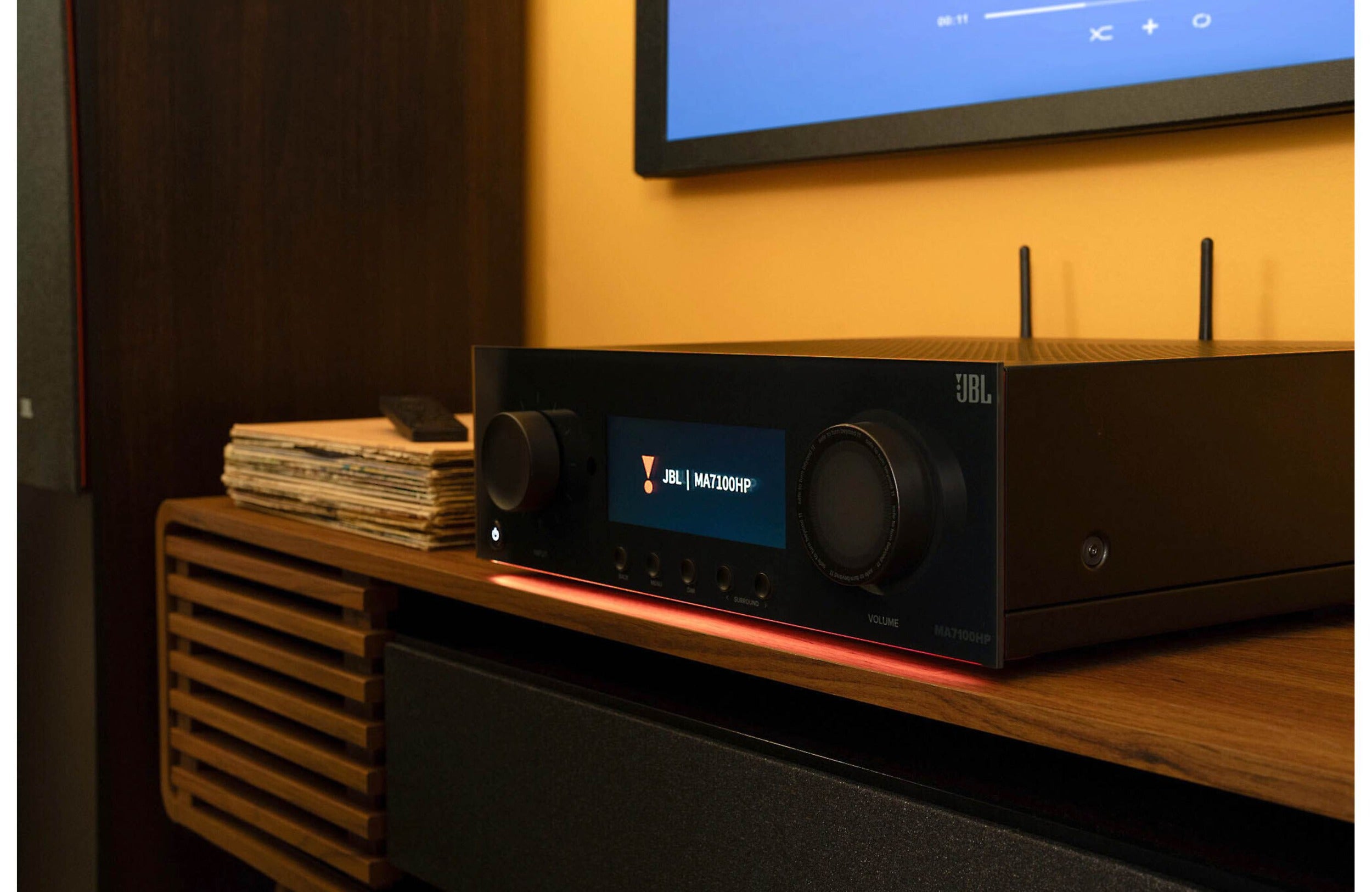 JBL MA7100HP (Black)
