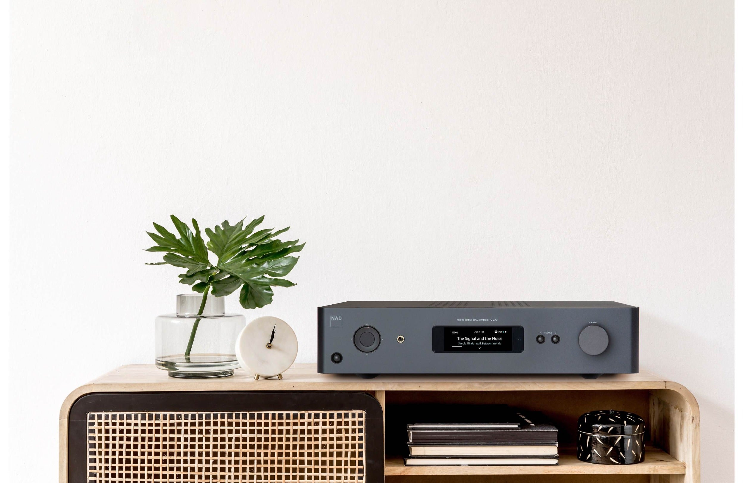NAD C 379