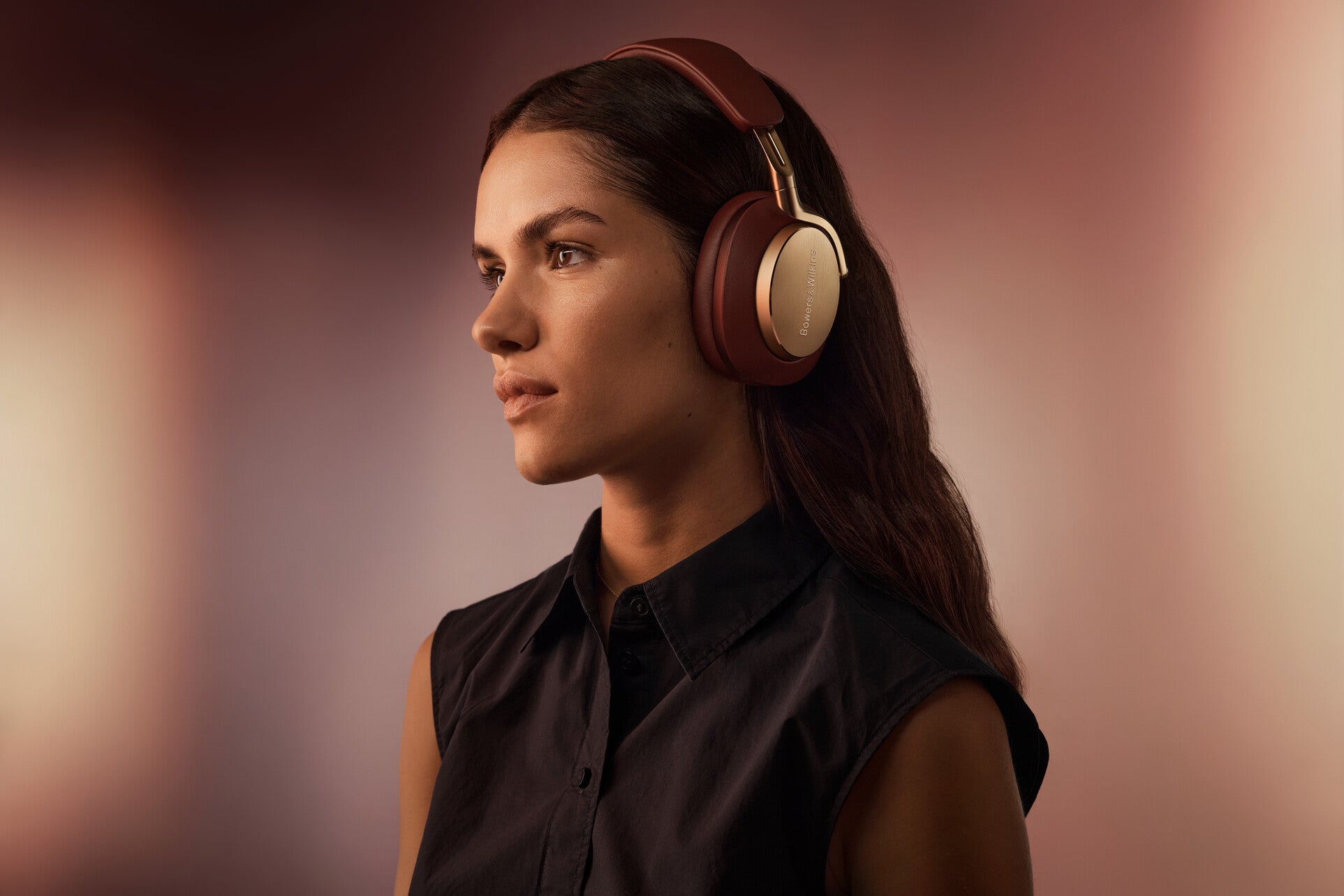 Bowers & Wilkins Px8 (Royal Burgundy)