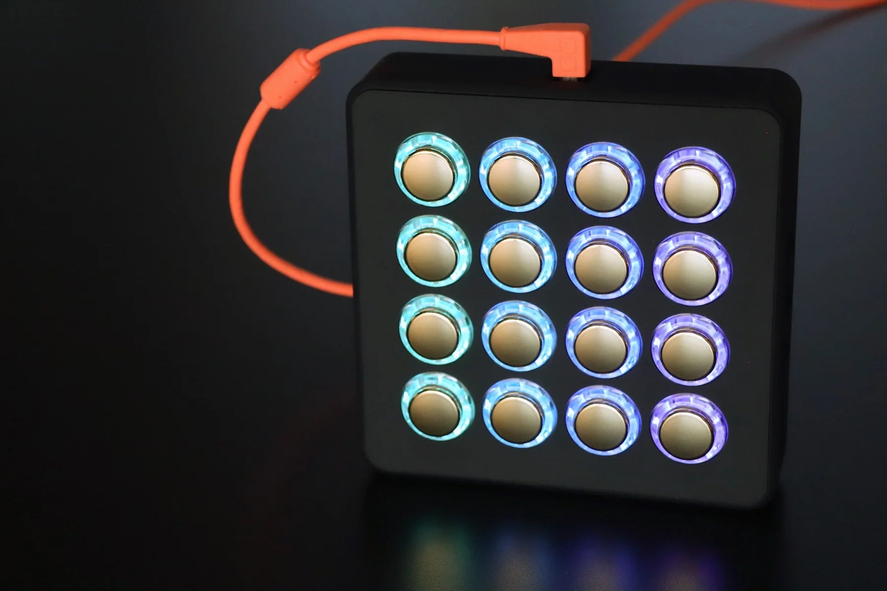 DJ TechTools Midi Fighter Spectra (Black)
