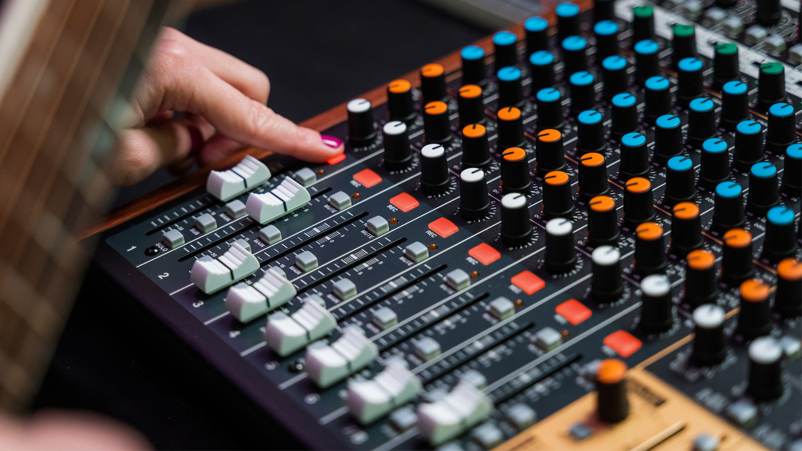 Tascam Model 12