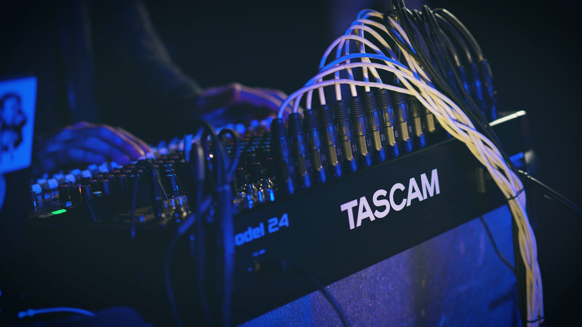 Tascam Model 24