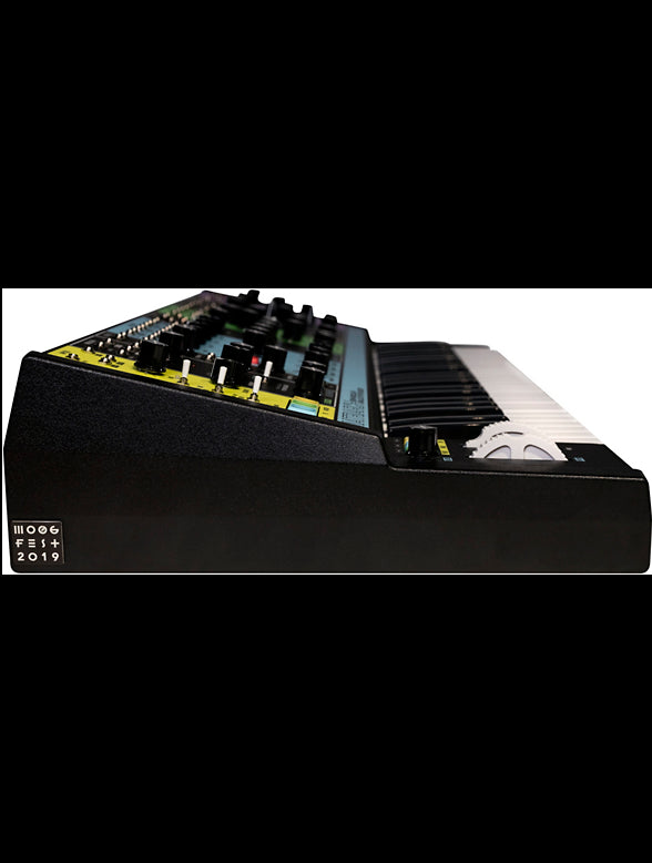Moog Matriarch