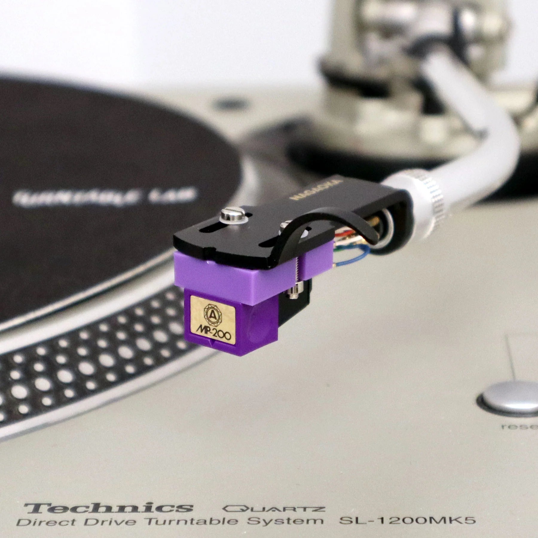 Nagaoka MP-200H Cartridge with Headshell