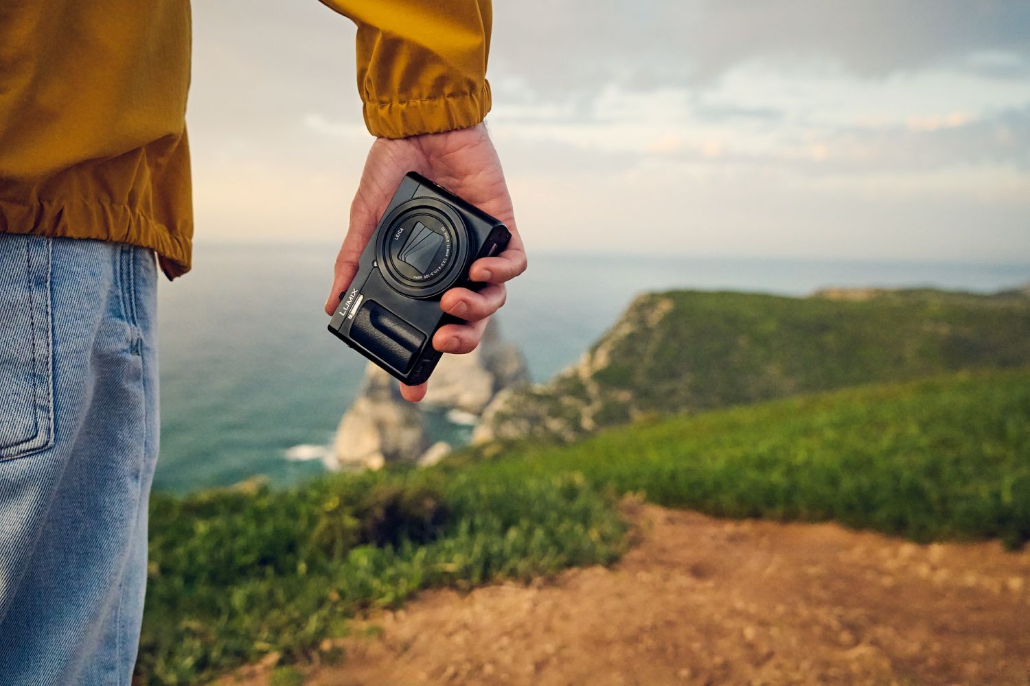Panasonic Lumix TZ99 (Sort)