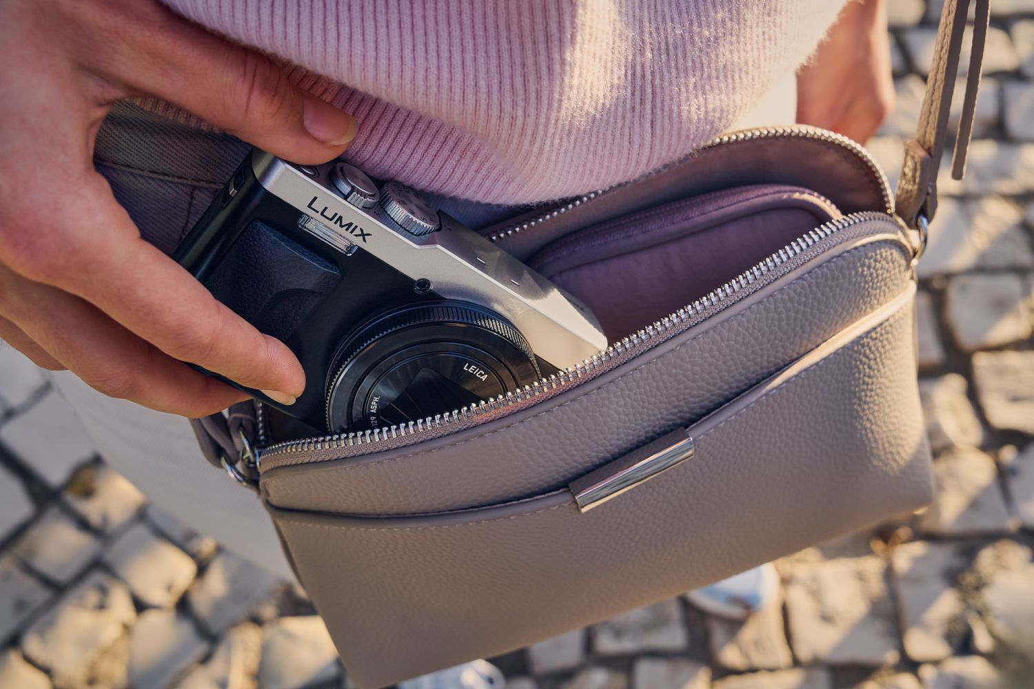 Panasonic Lumix TZ99 (Silver)