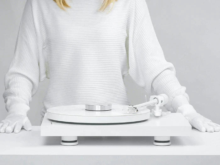 Pro-Ject Debut Pro (Satin White)
