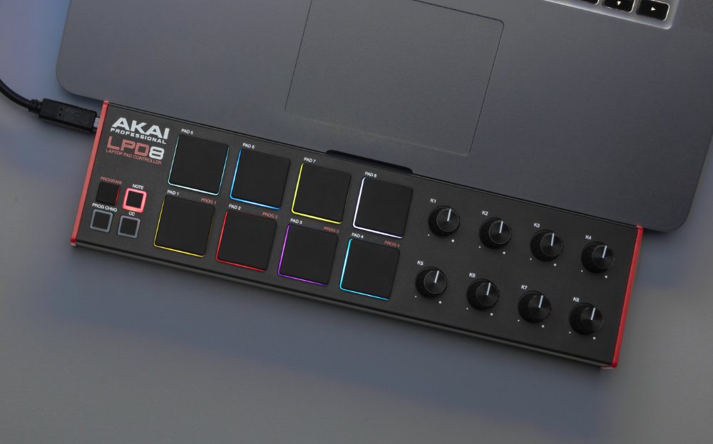 Akai Professional LPD8 MK2
