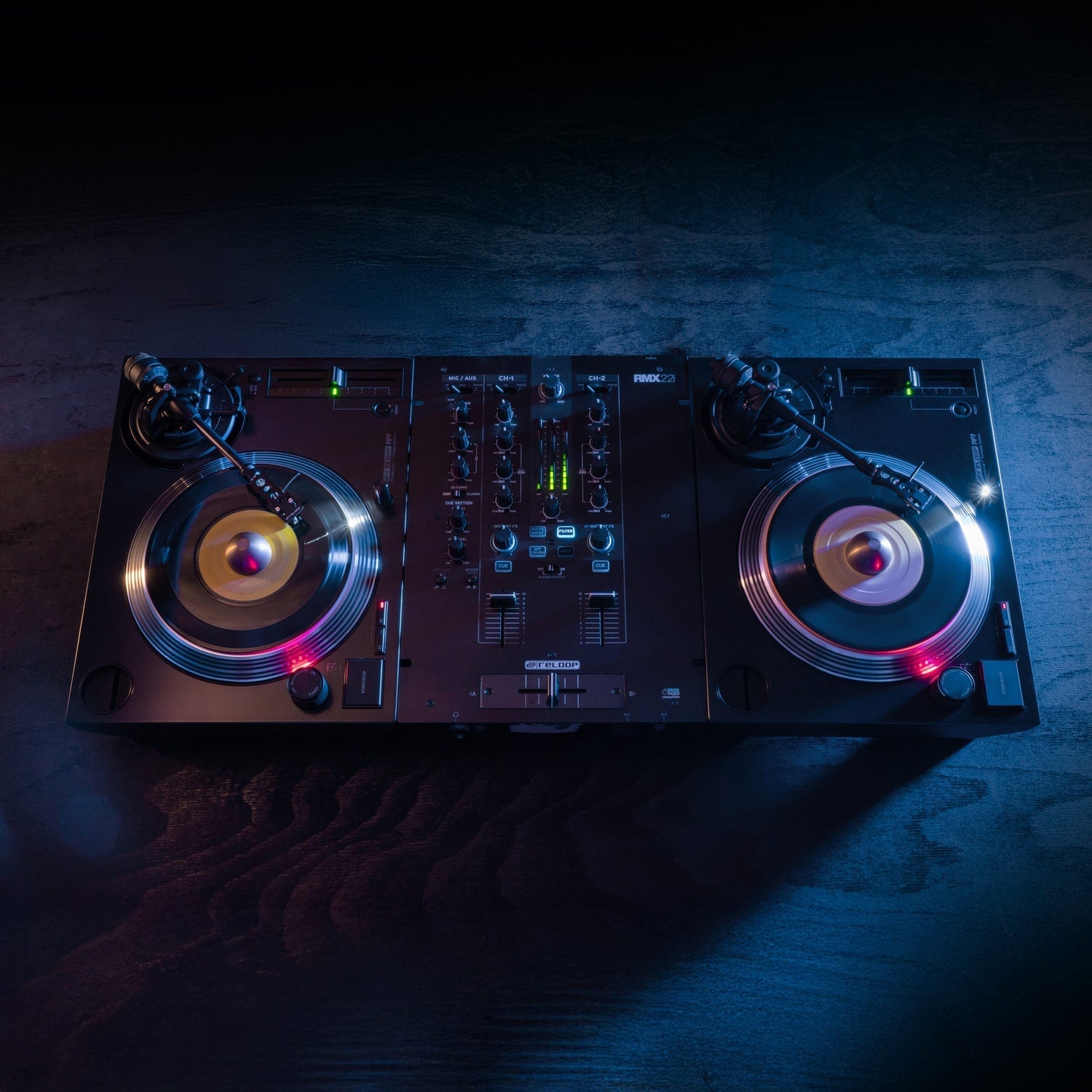 🎵 Reloop RP-7: Compact Direct-Drive Turntable for 7″ Vinyl