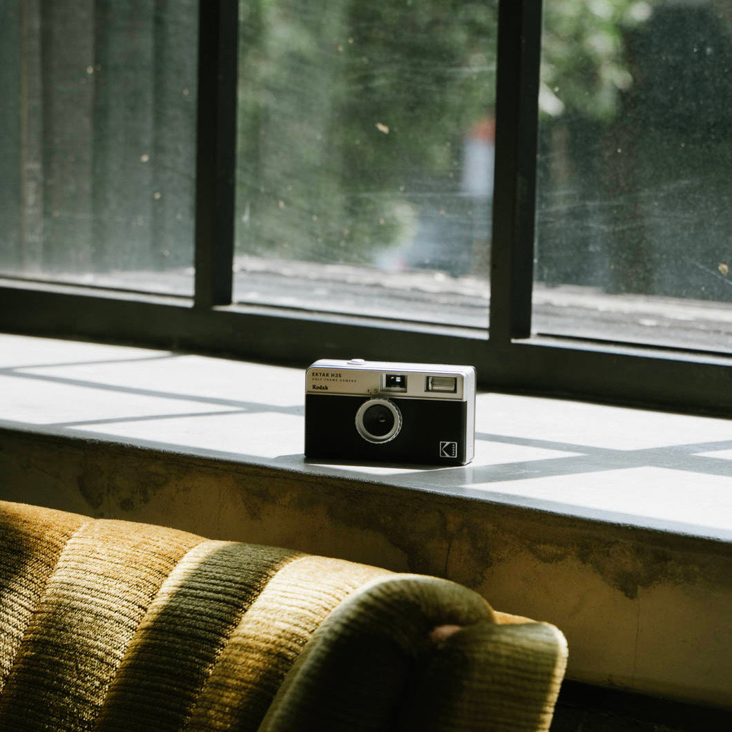 Kodak EKTAR H35 Half Frame Camera