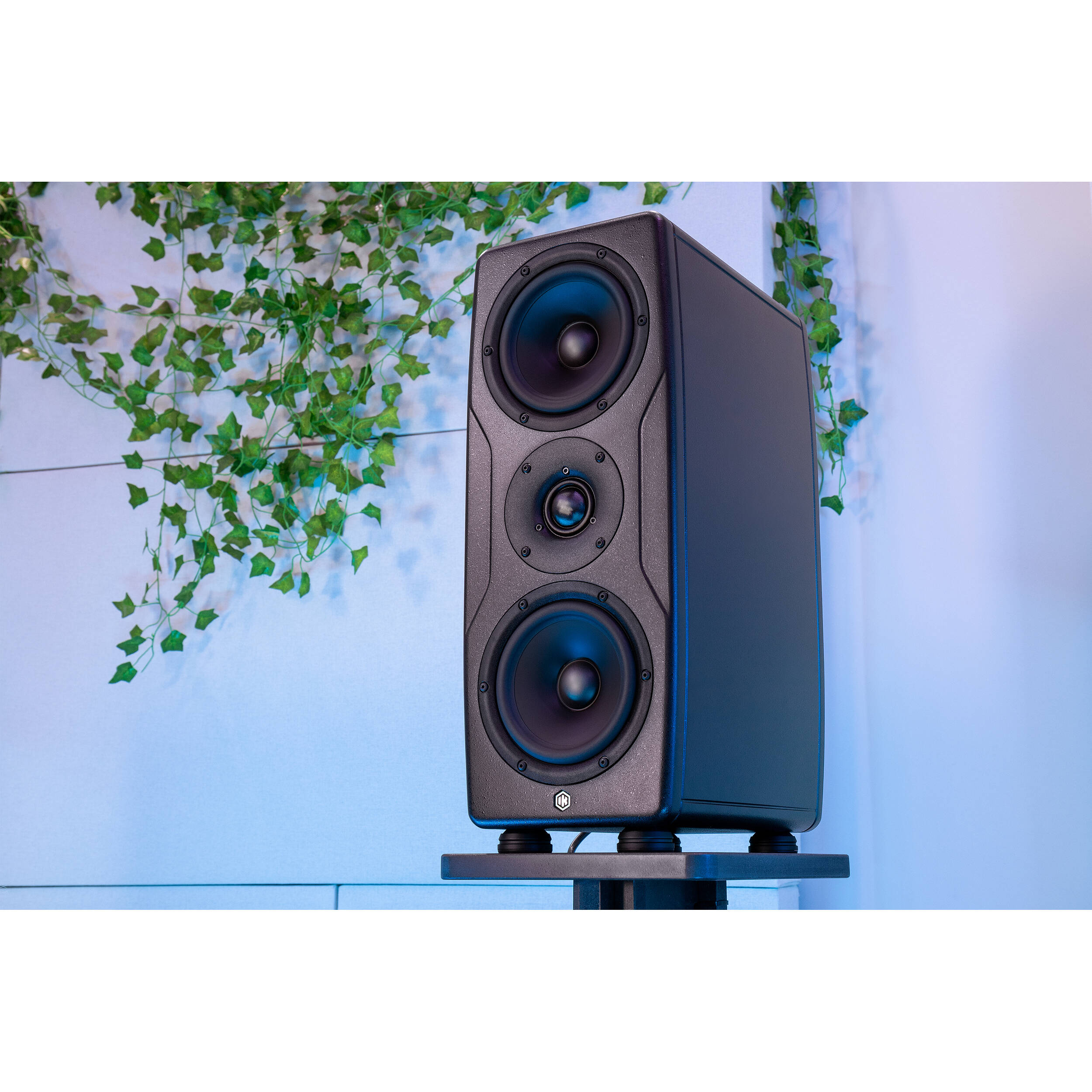 IK Multimedia iLoud Precision MTM MK2