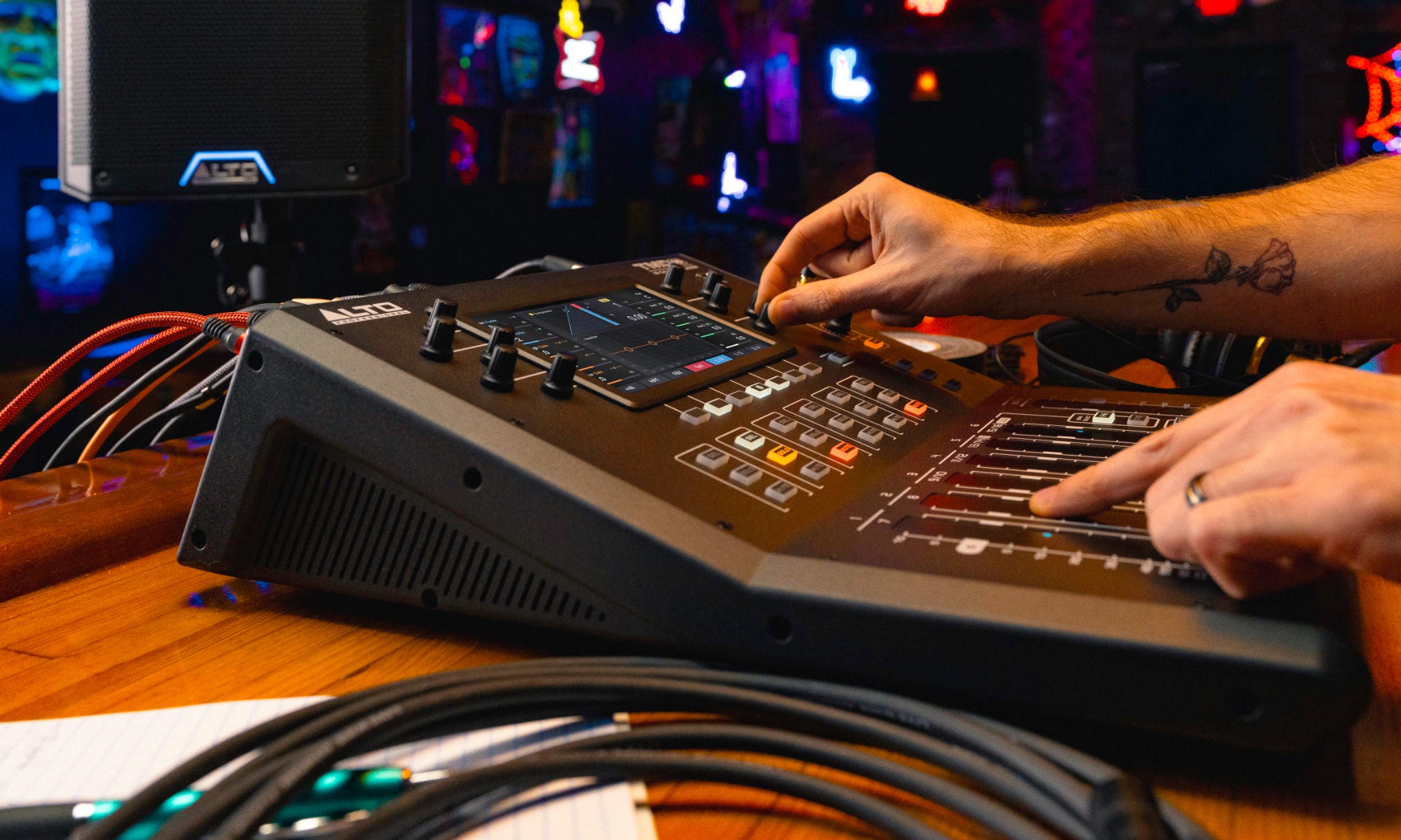 Alto Professional TMD16