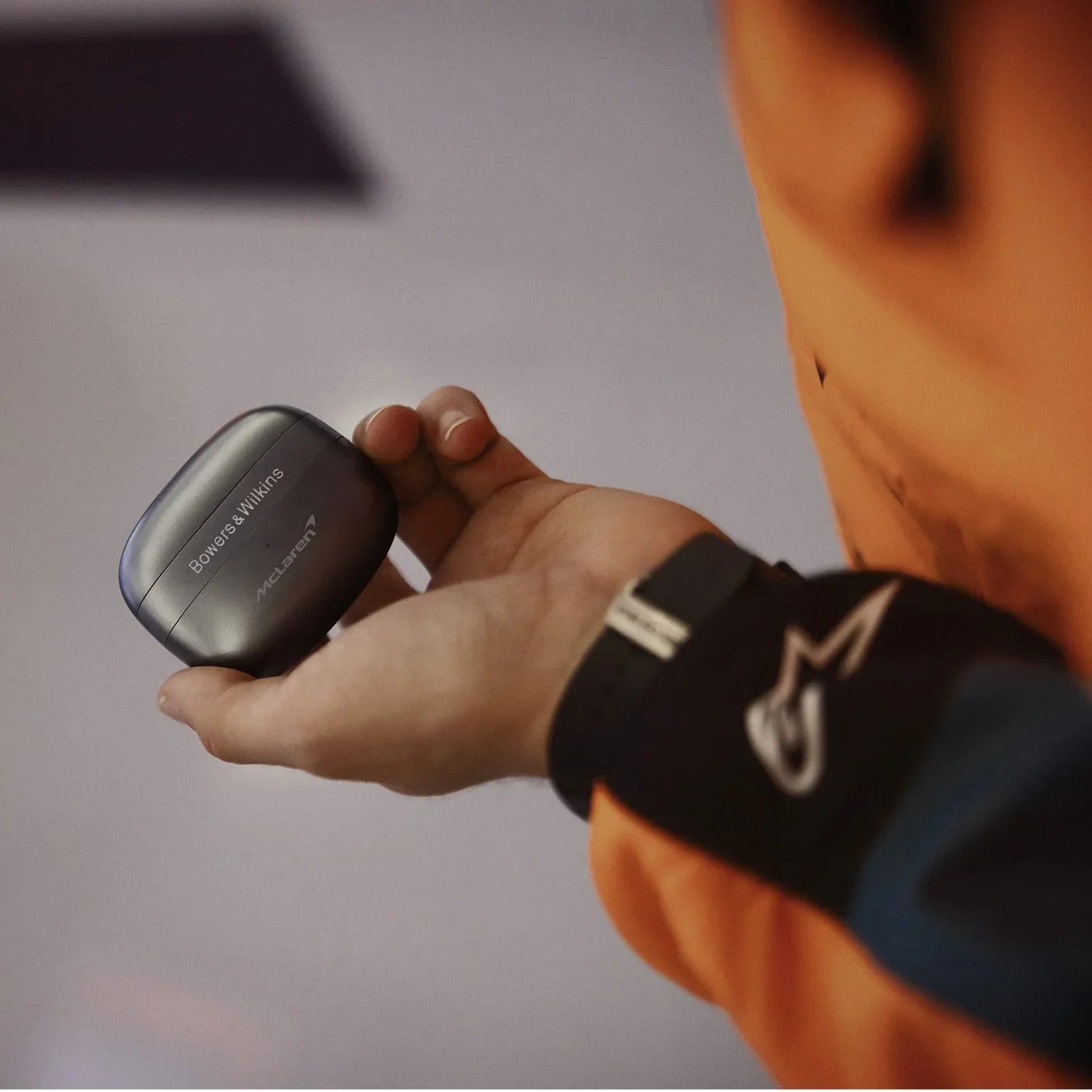 Bowers &amp; Wilkins Pi8