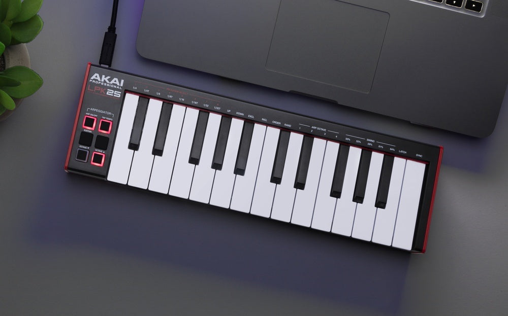 Akai Professional LPK25 MK2