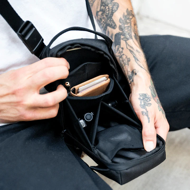 Wandrd X1 Cross Body