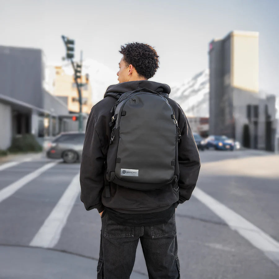 Wandrd Stratus Photo 18L