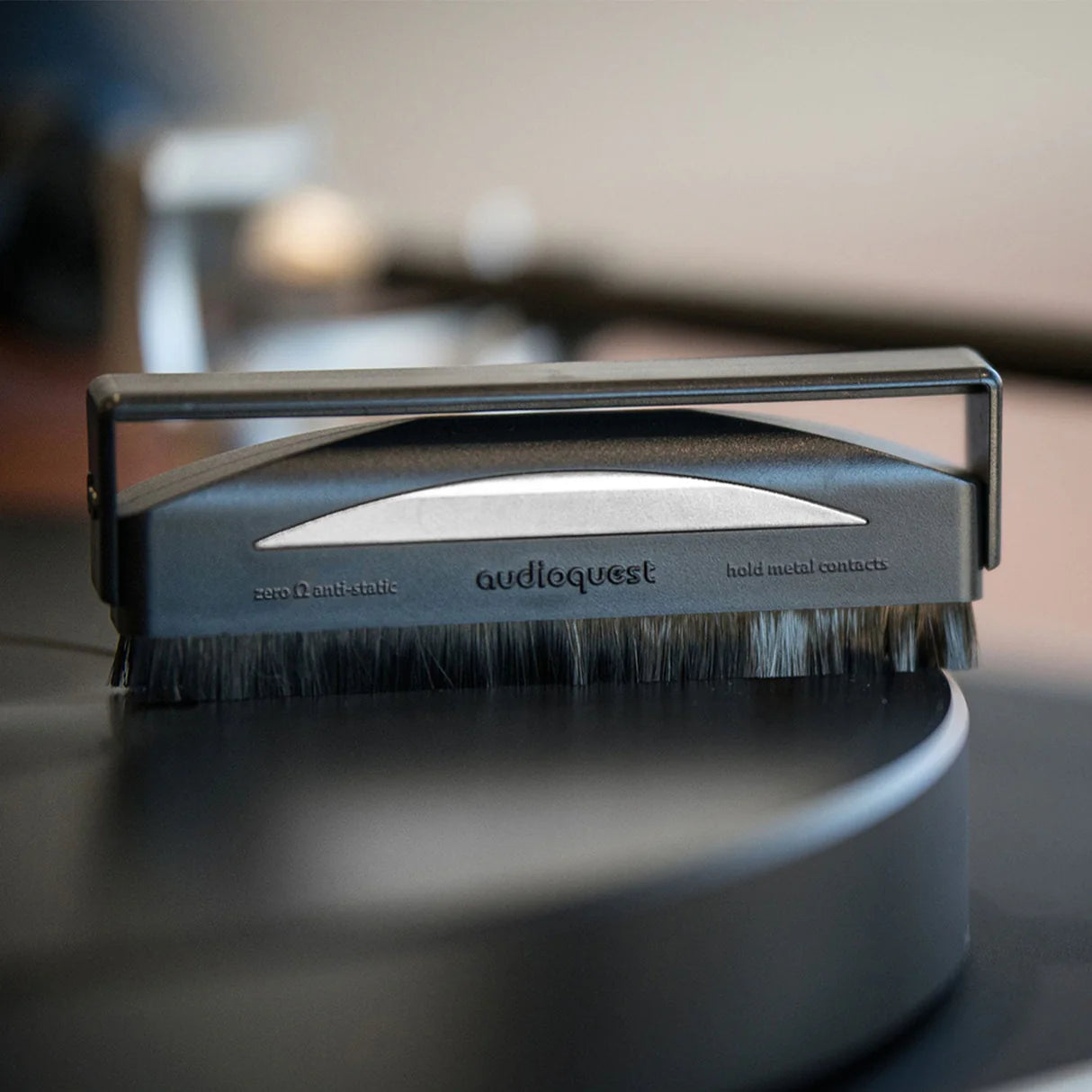 AudioQuest Silver Anti-Static Brush