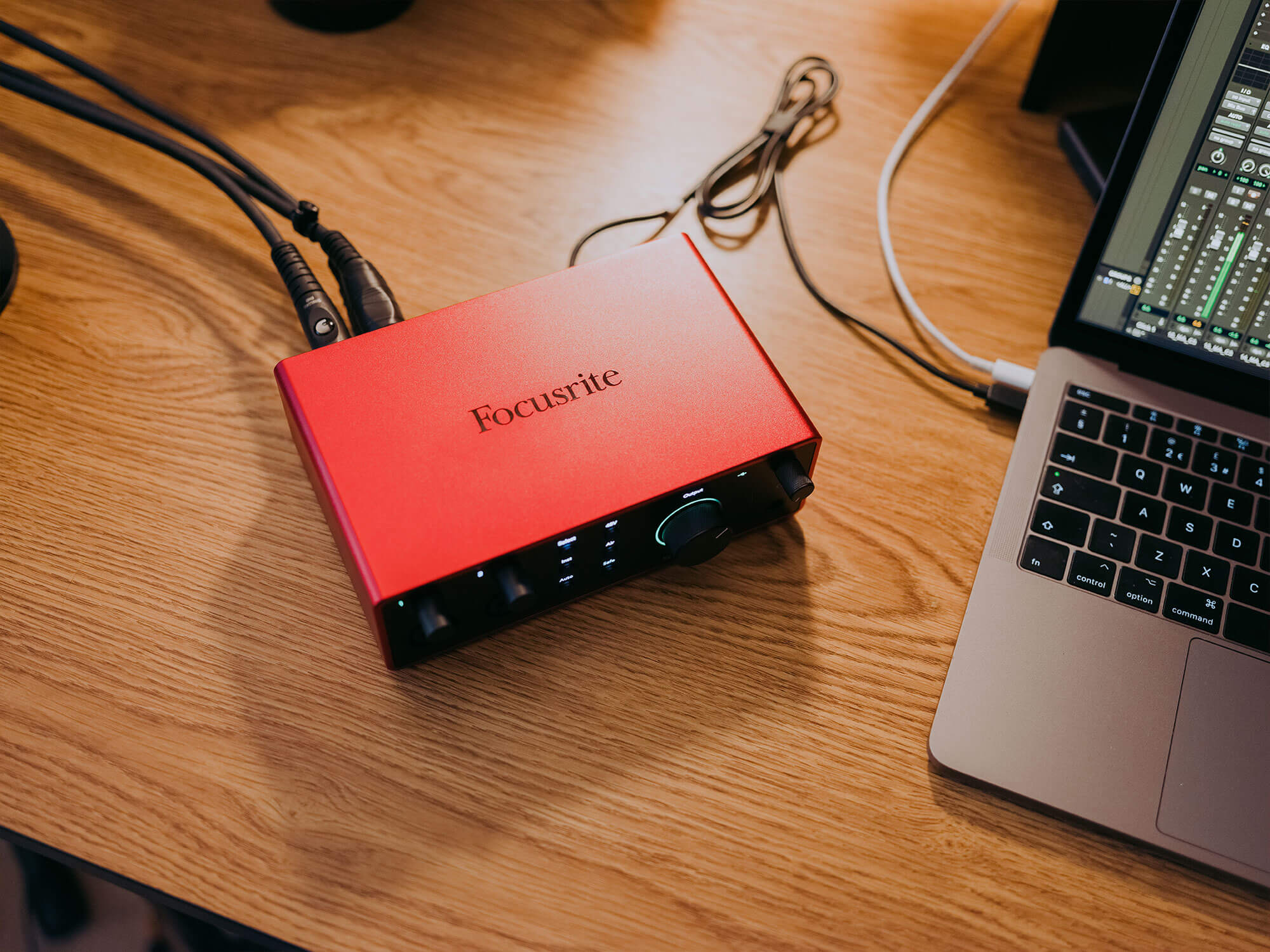 Focusrite Scarlett 4i4 4. generation 